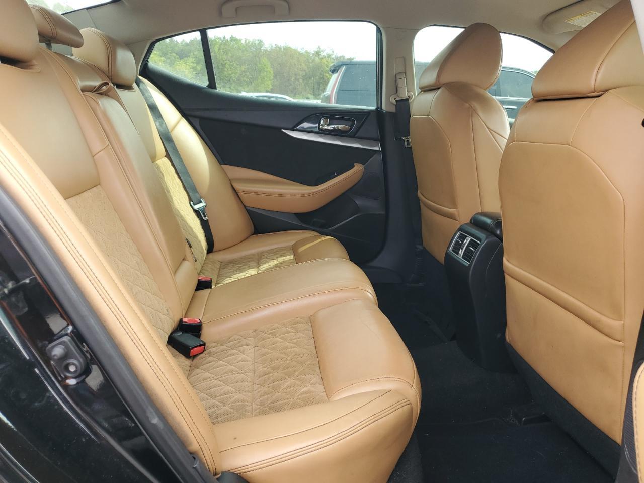 2016 NISSAN Maxima