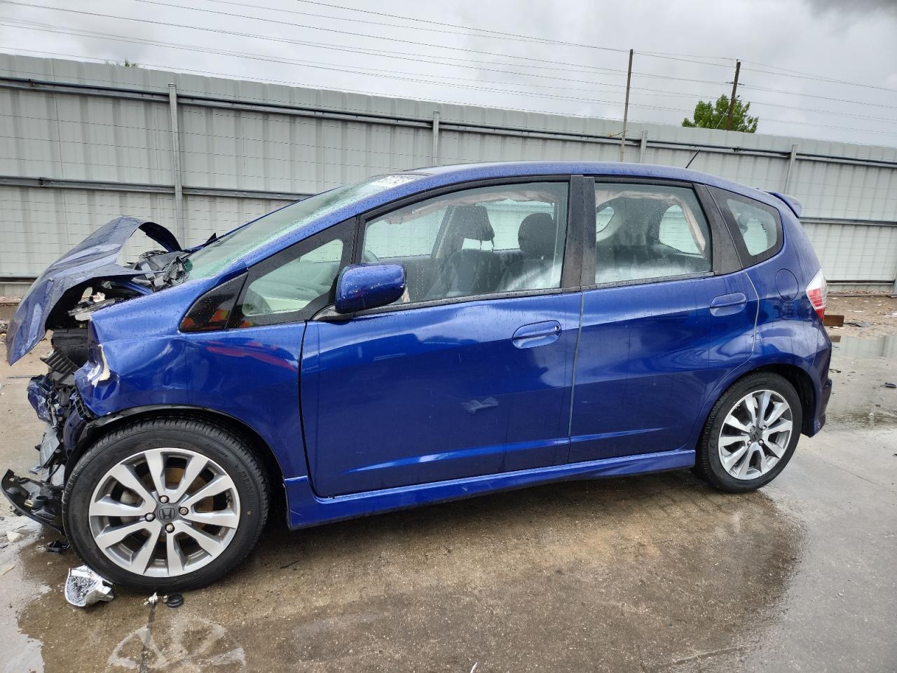 2013 HONDA FIT