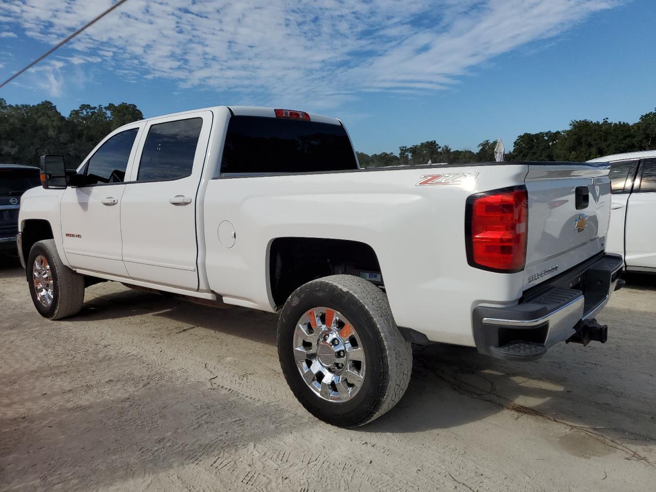 2017 CHEVROLET Silverado