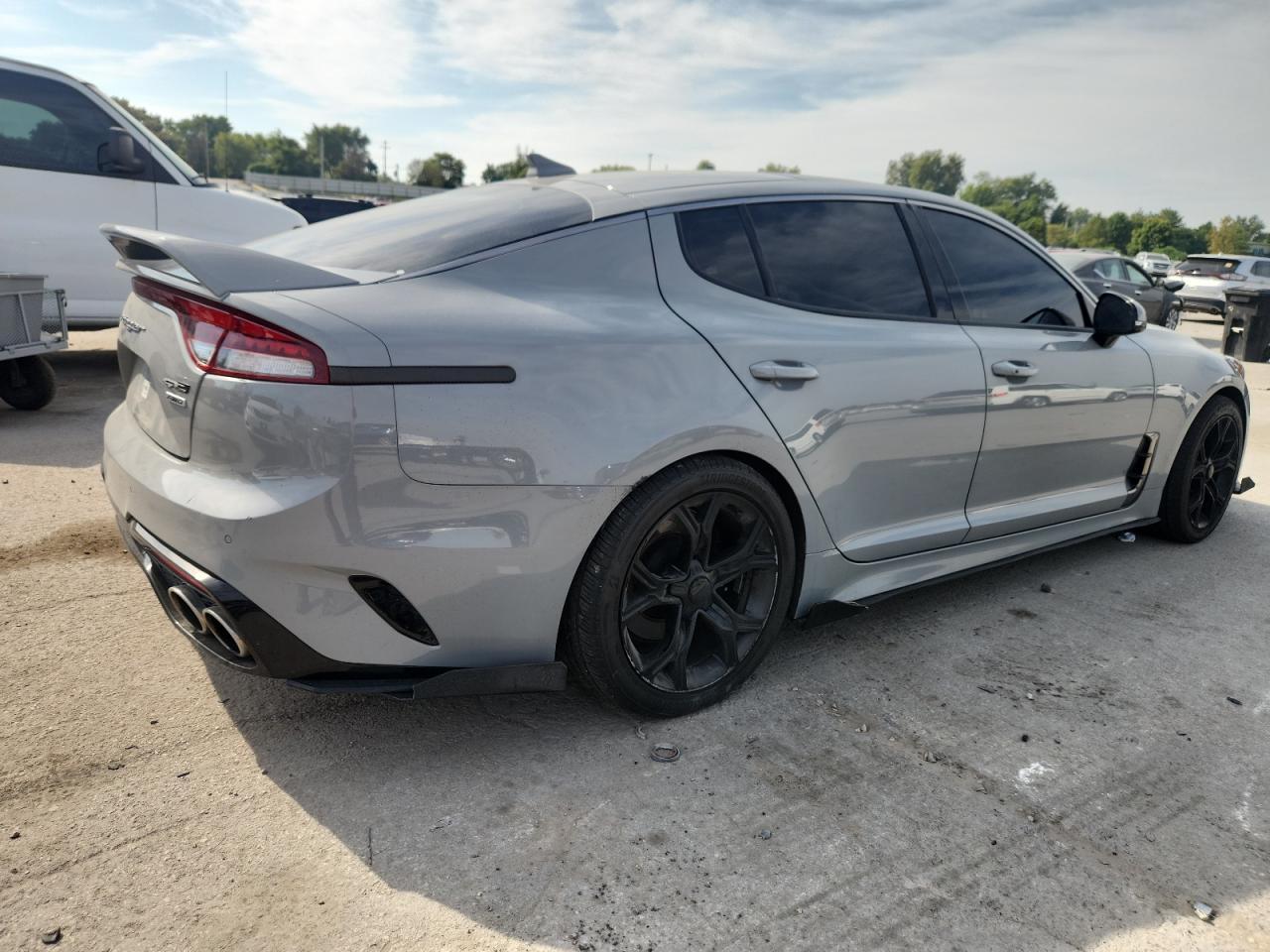 2022 KIA Stinger