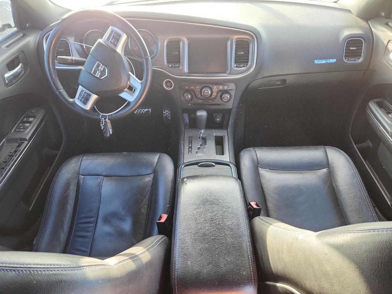 2011 DODGE CHARGER
