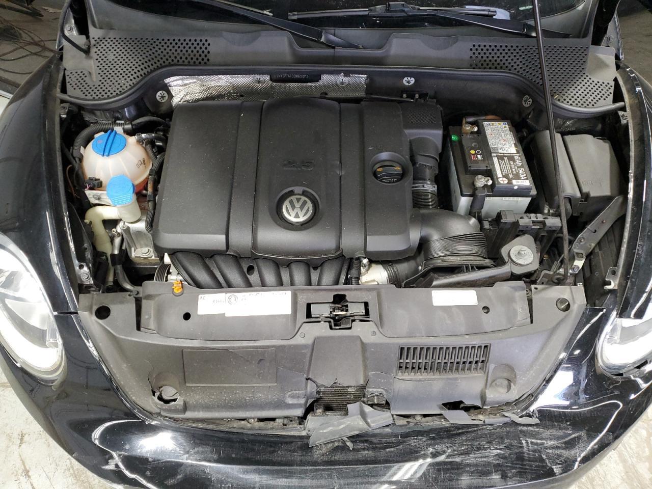 2012 VOLKSWAGEN Beetle