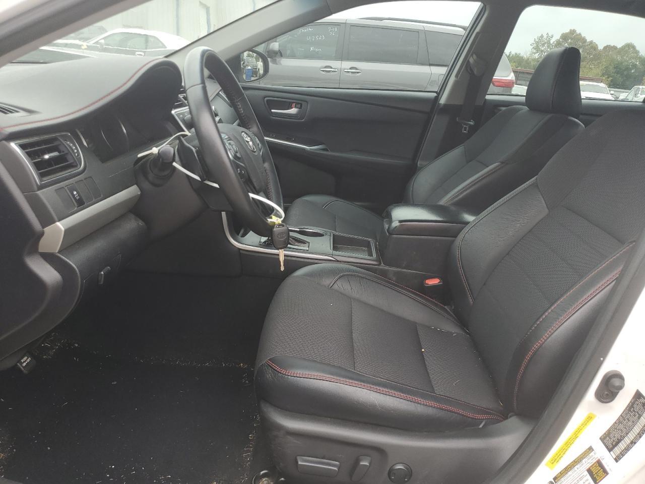2017 TOYOTA CAMRY