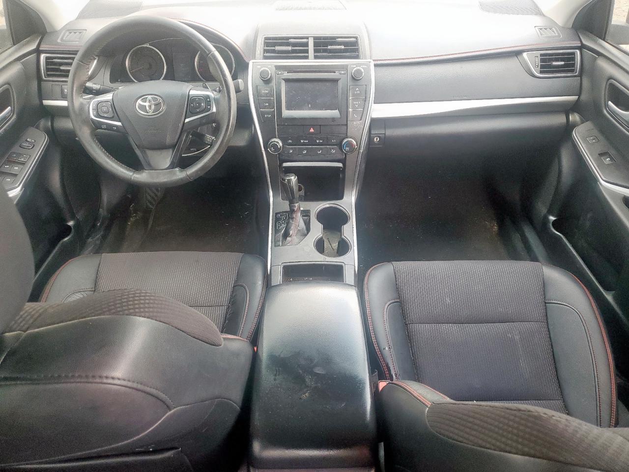 2017 TOYOTA CAMRY