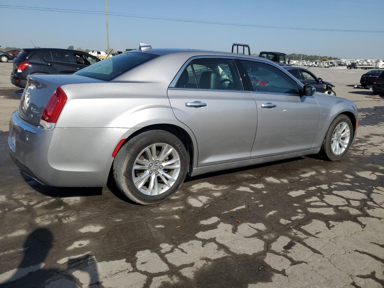 2017 CHRYSLER 300