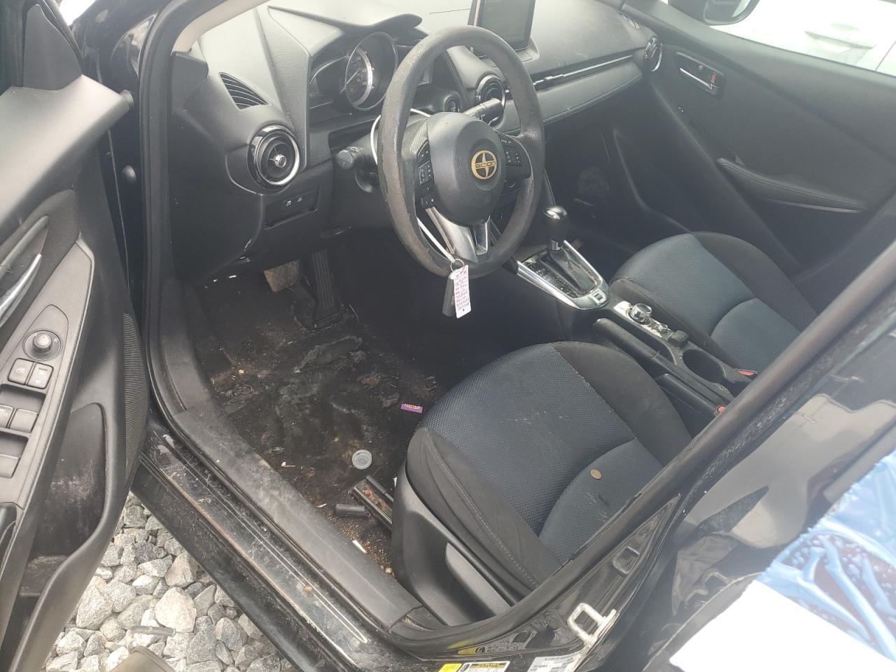 2016 TOYOTA SCION