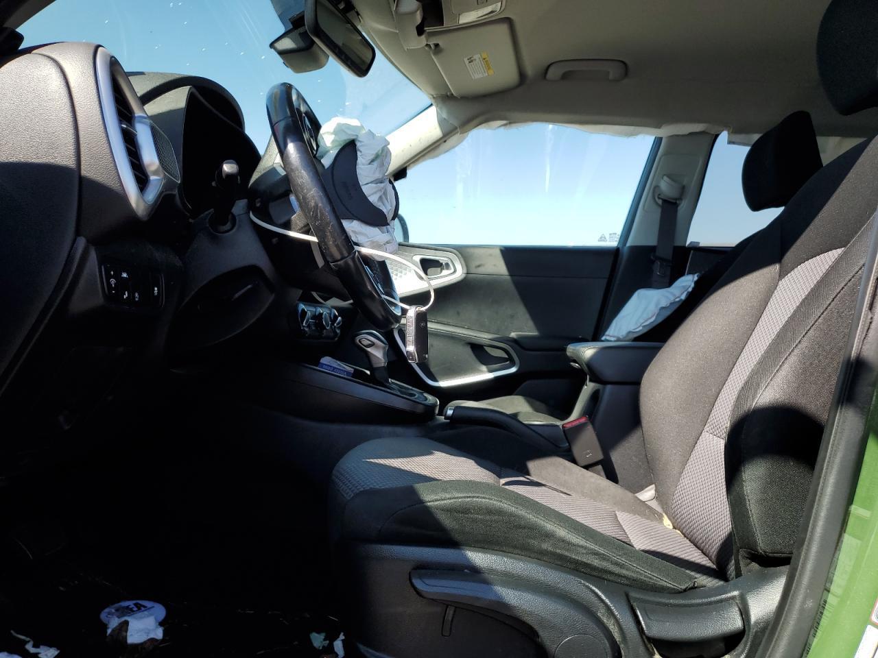 2021 KIA SOUL