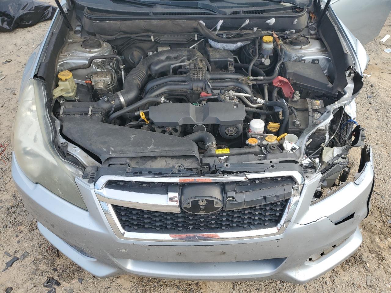 2013 SUBARU Legacy