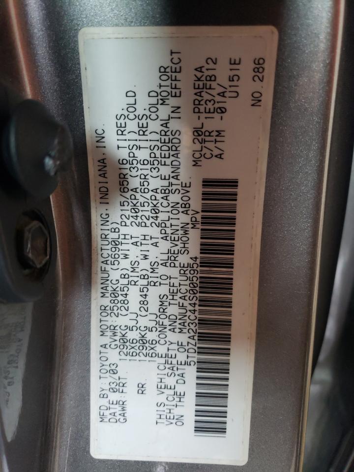 2004 TOYOTA SIENNA
