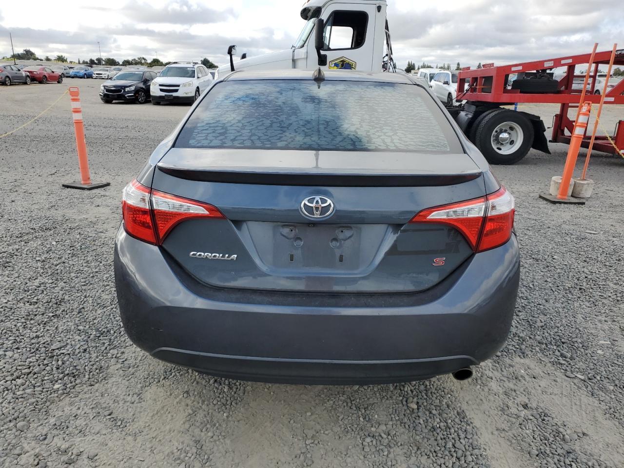 2015 TOYOTA COROLLA