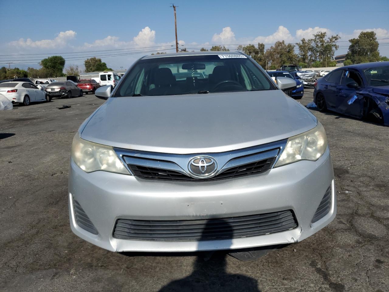 2014 TOYOTA CAMRY