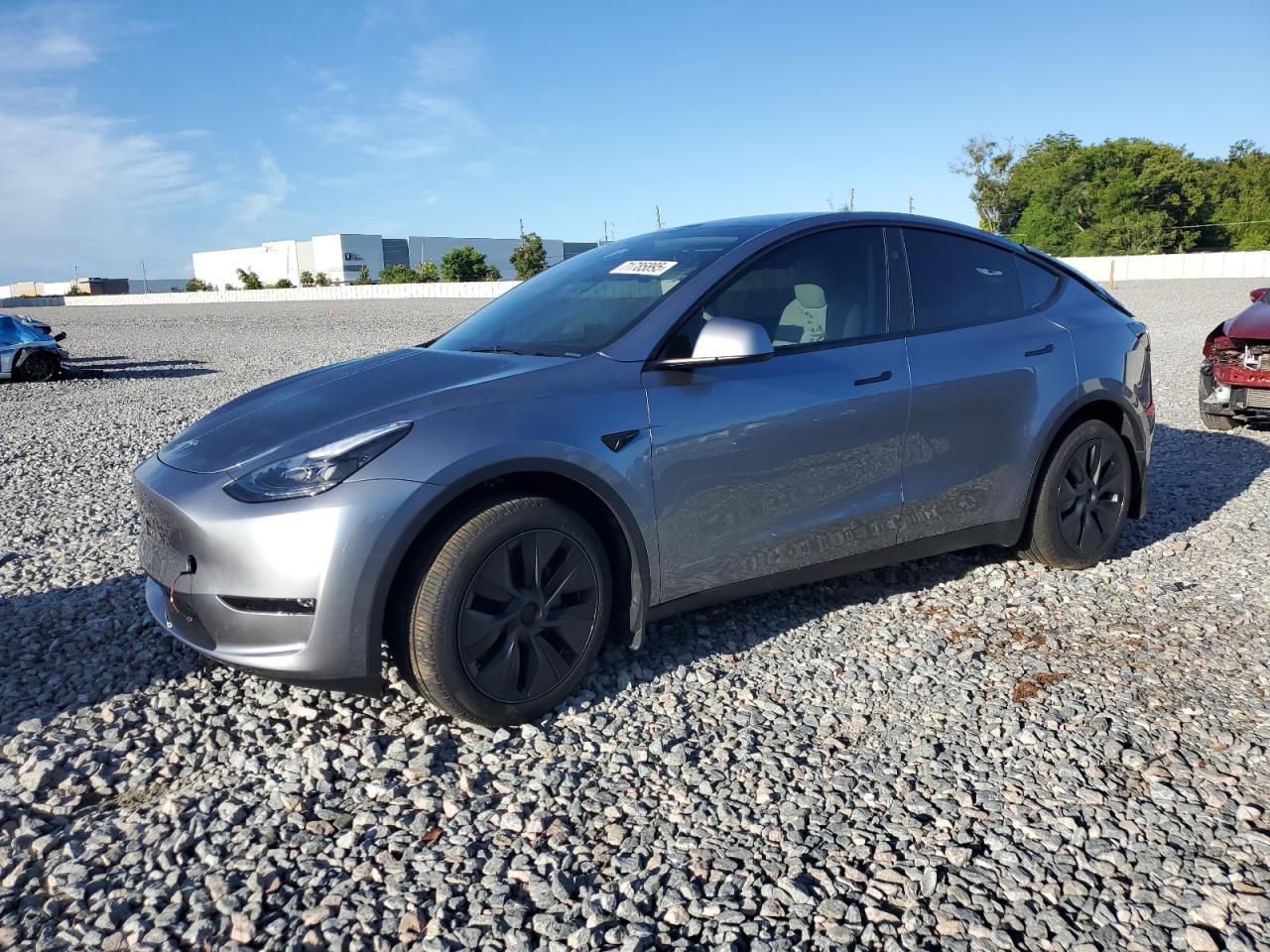2024 TESLA MODEL Y