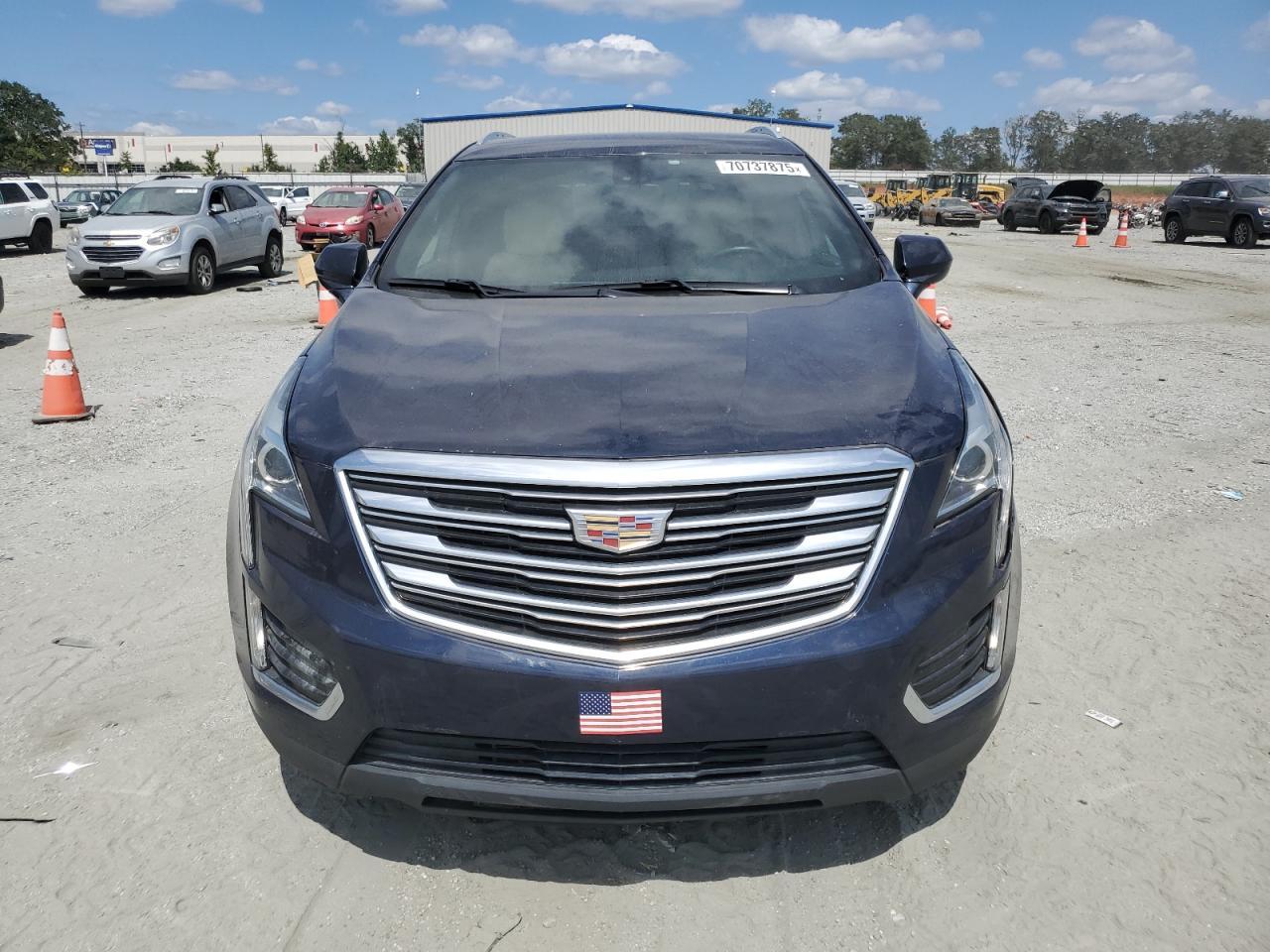 2017 CADILLAC XT5