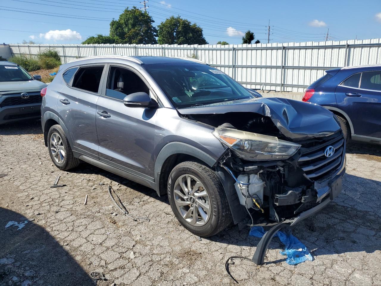 2016 HYUNDAI TUCSON