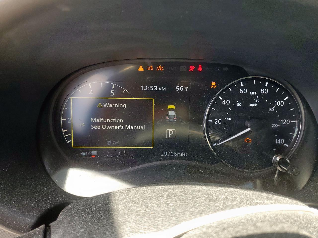 2023 NISSAN KICKS