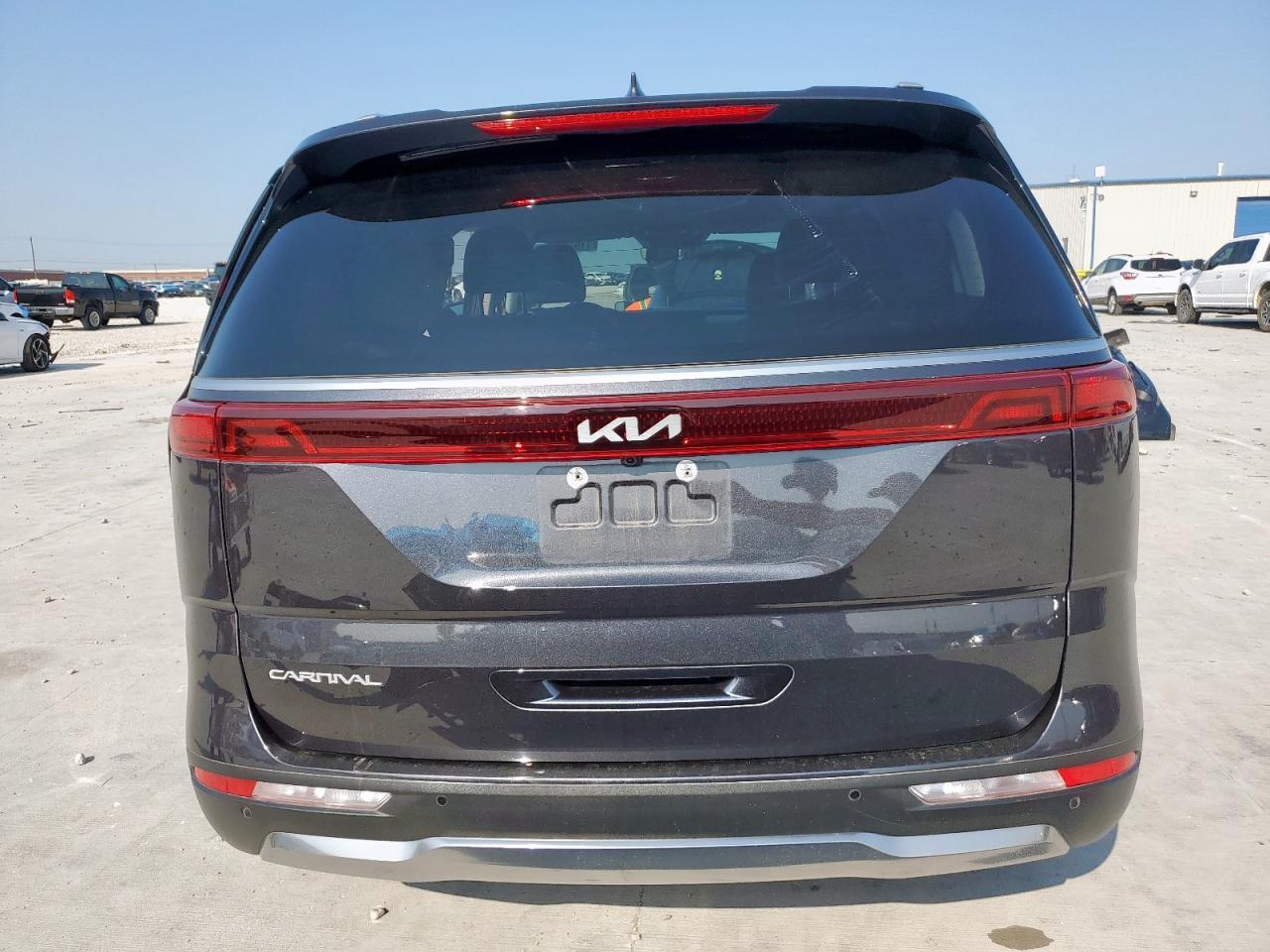 2023 KIA Carnival