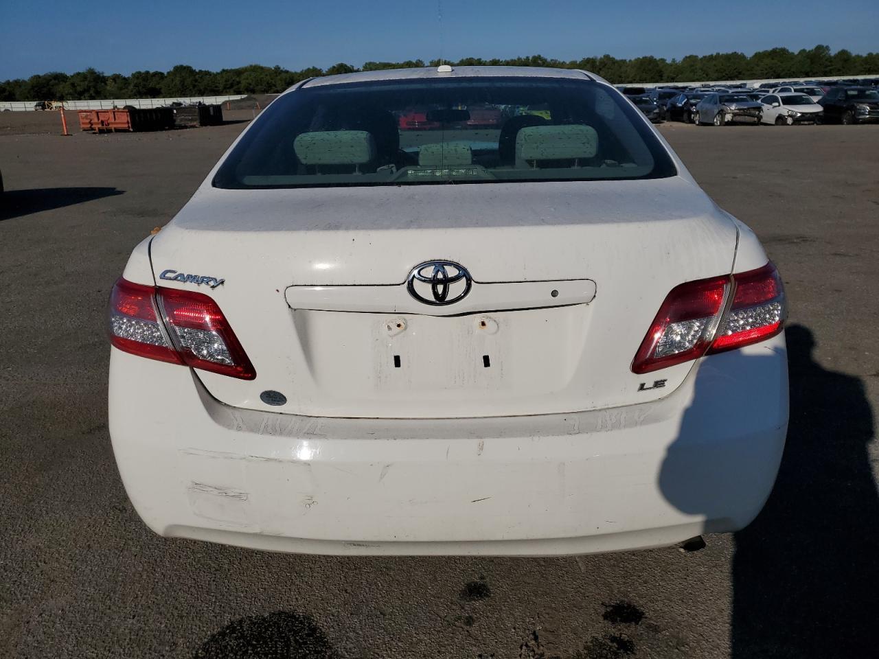 2011 TOYOTA CAMRY