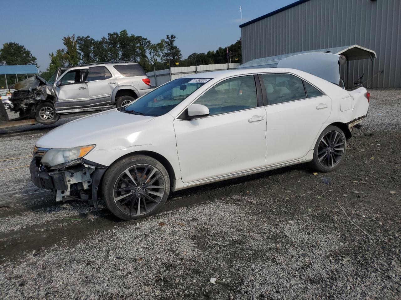 2014 TOYOTA CAMRY