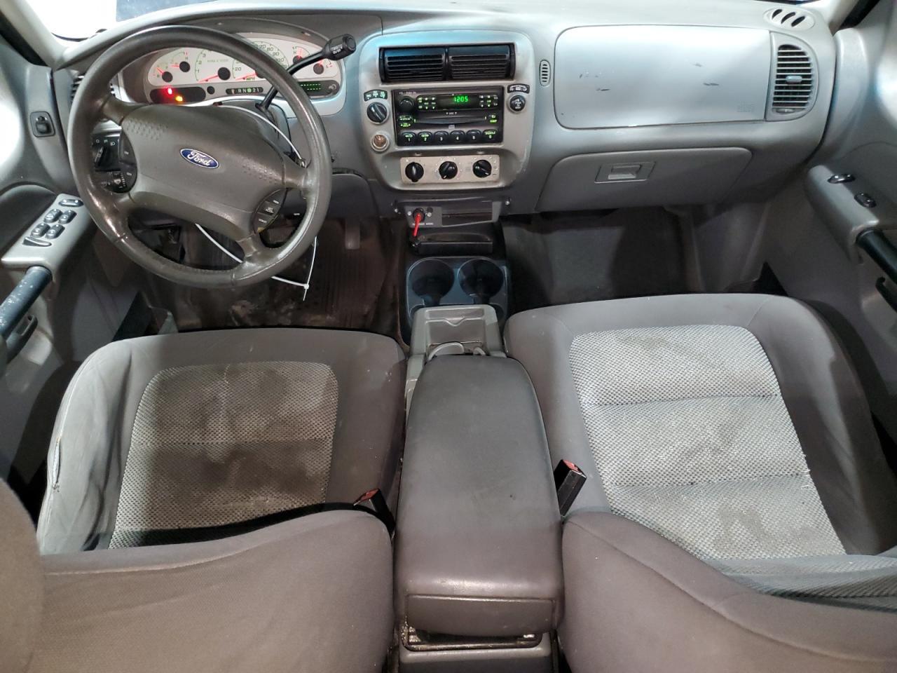 2004 FORD Explorer Sport Trac