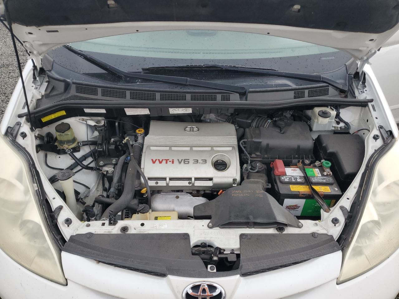 2006 TOYOTA SIENNA