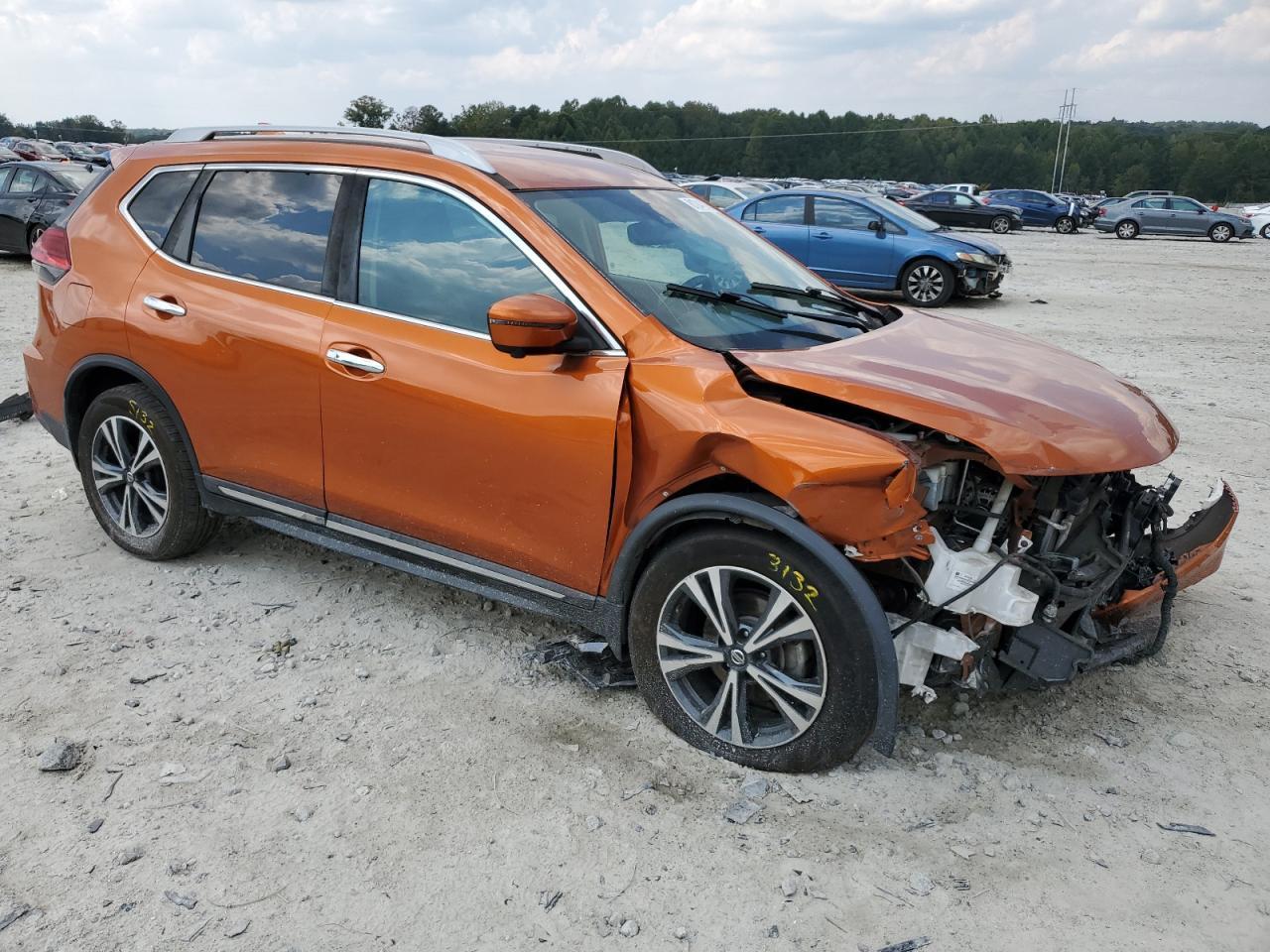 2017 NISSAN ROGUE