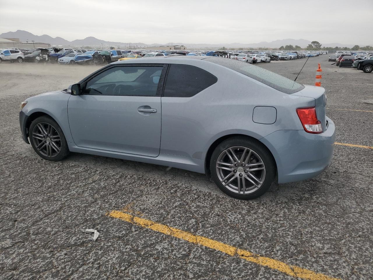 2011 TOYOTA SCION