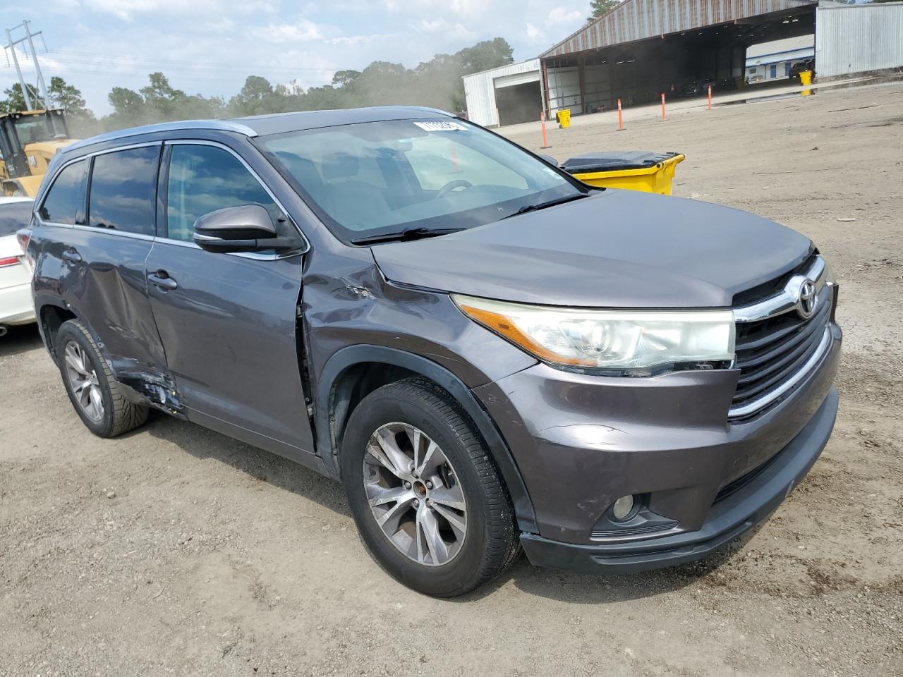 2015 TOYOTA HIGHLANDER