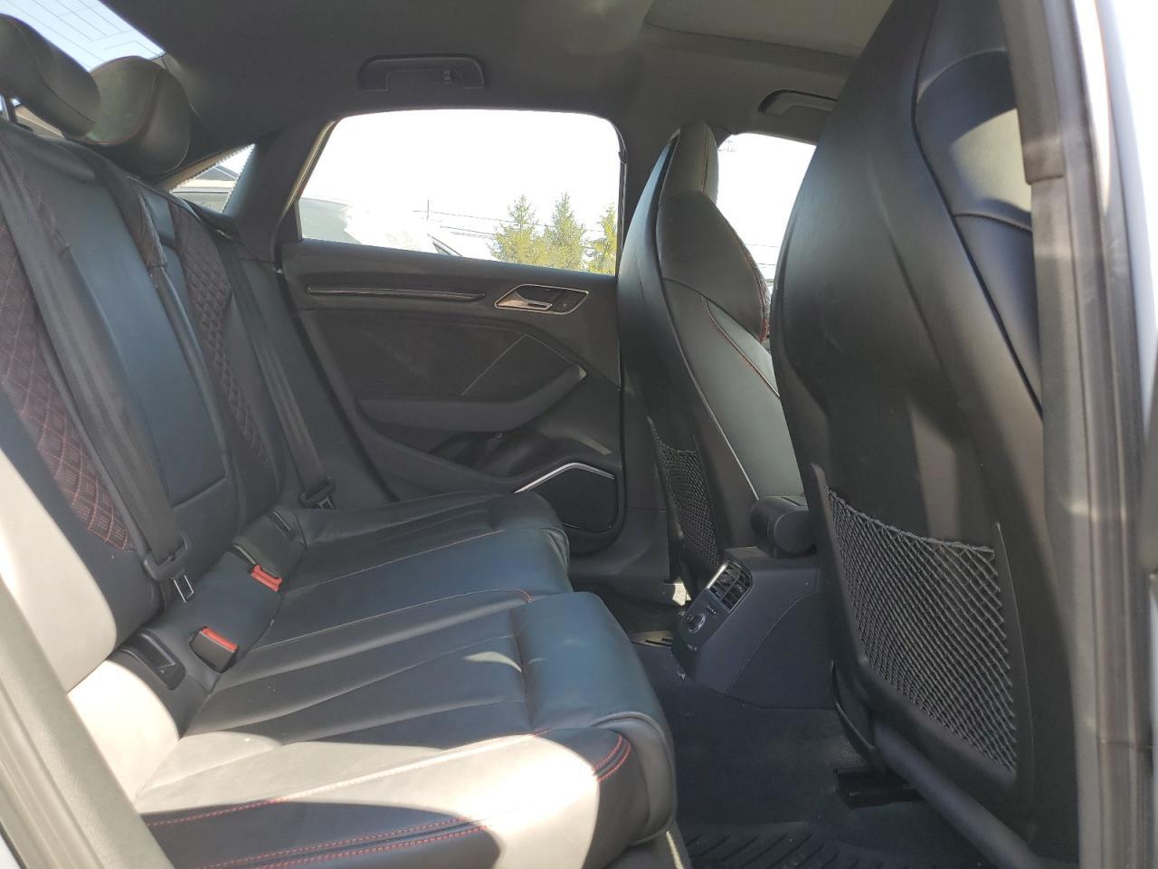 2019 AUDI RS3