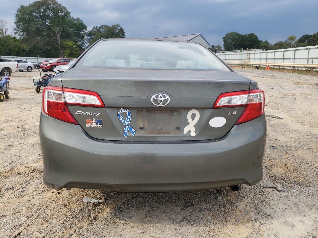 2014 TOYOTA CAMRY