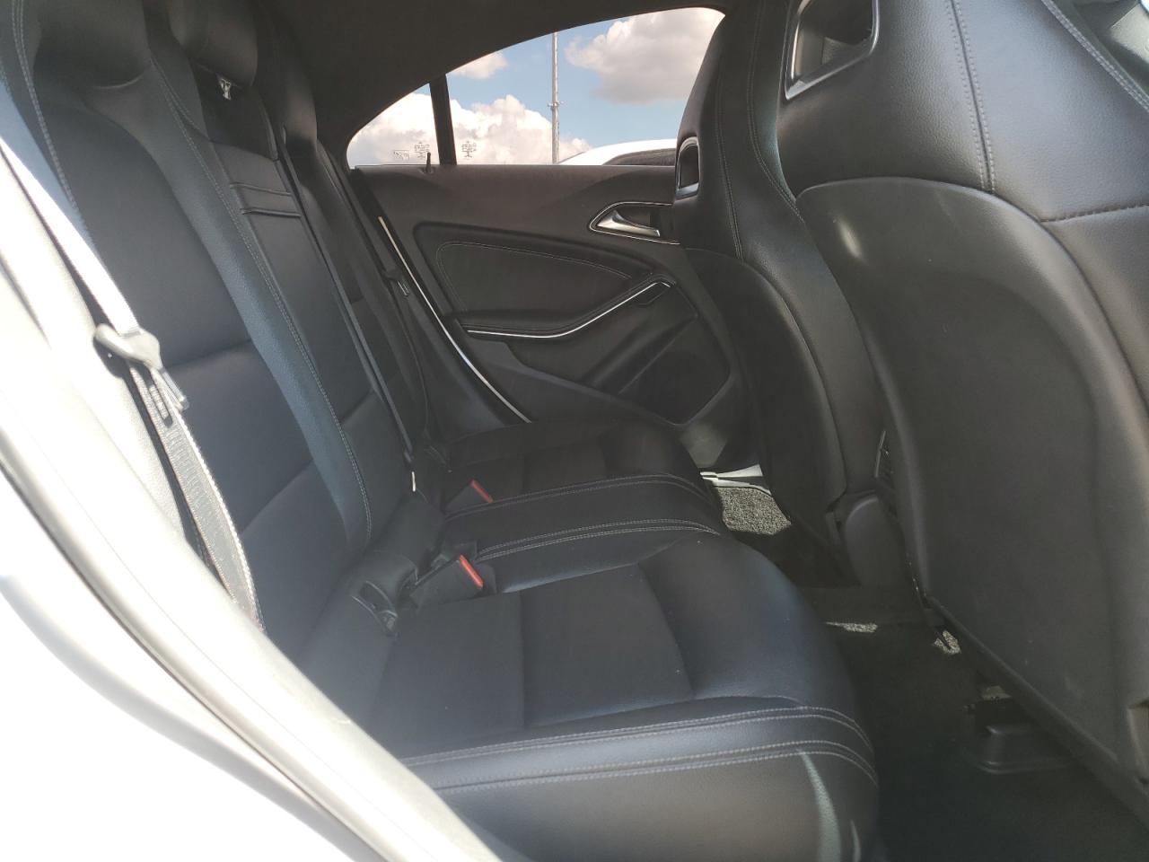 2016 MERCEDES-BENZ CLA-Class