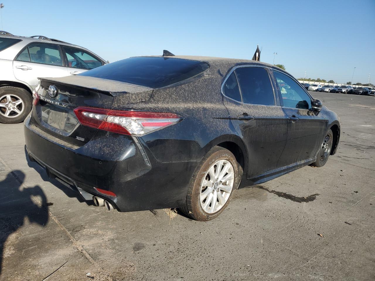 2018 TOYOTA CAMRY