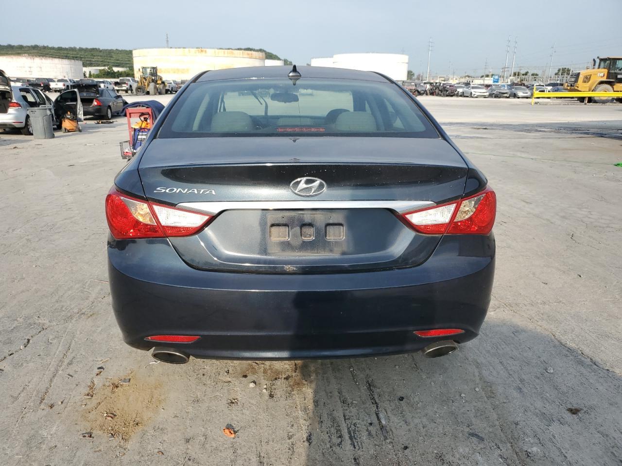 2013 HYUNDAI SONATA