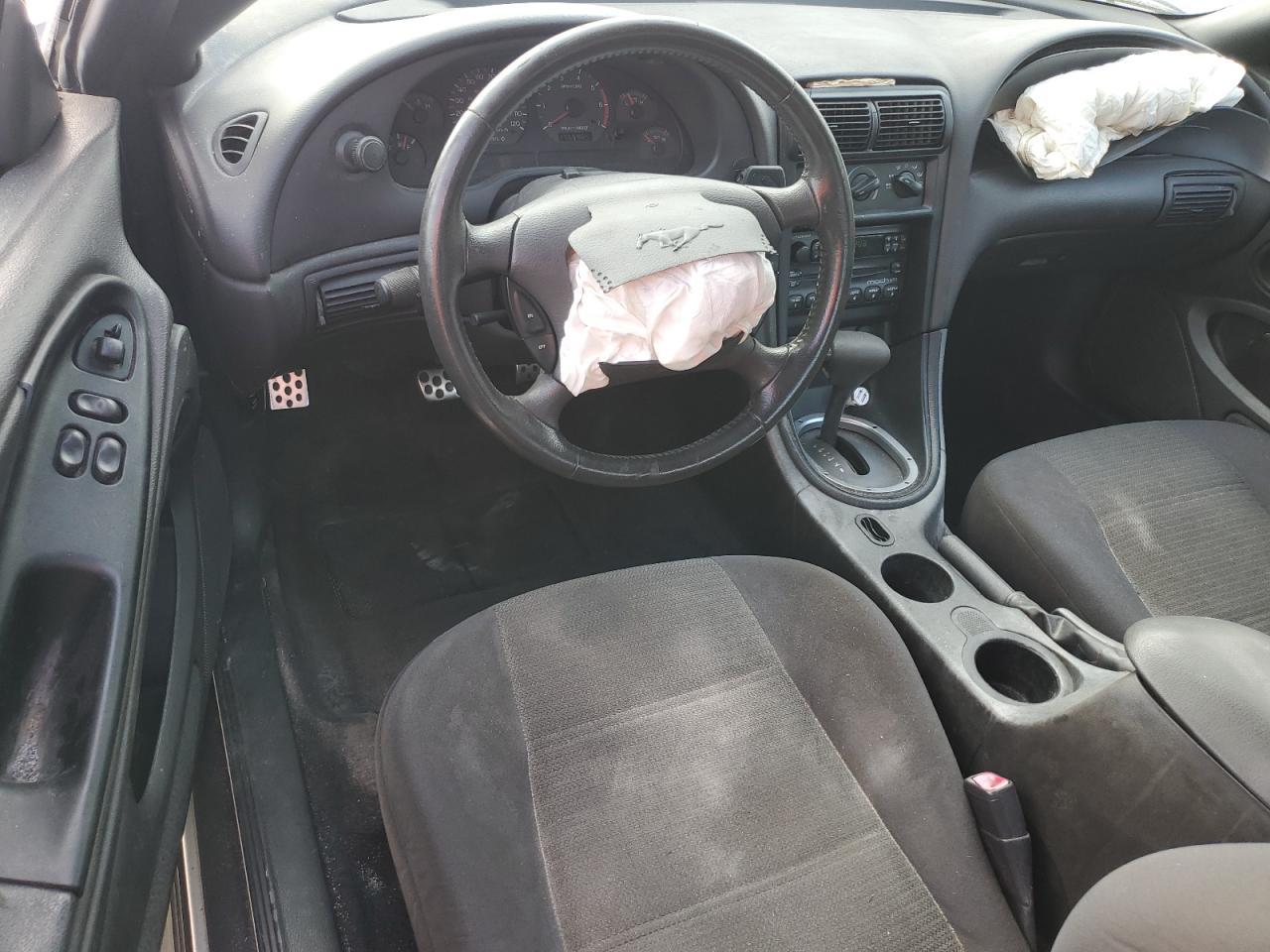 2004 FORD MUSTANG