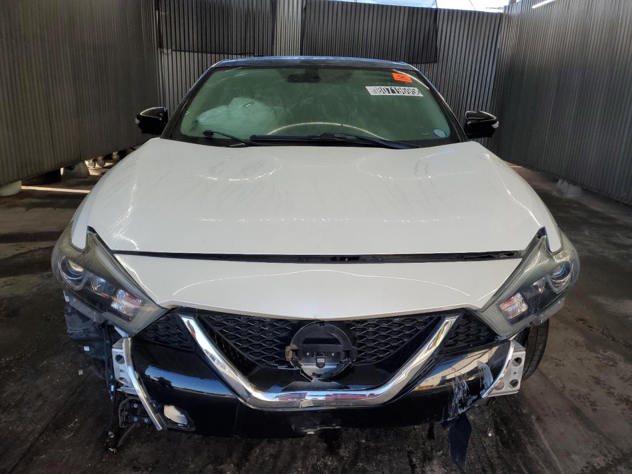 2018 NISSAN Maxima