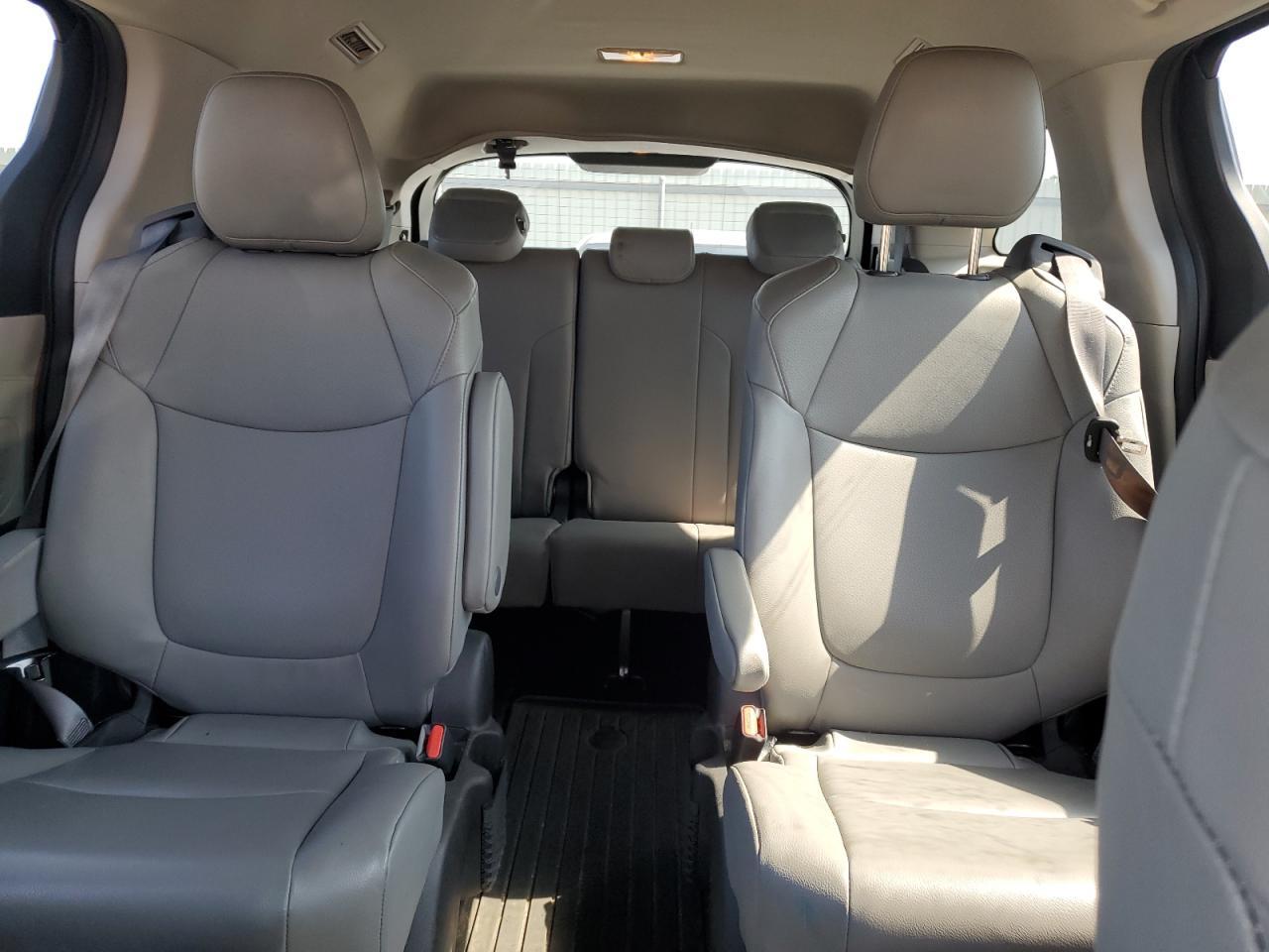 2022 TOYOTA SIENNA