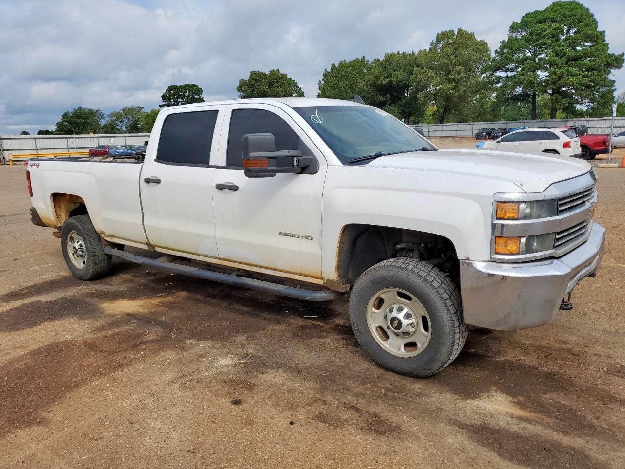 2018 CHEVROLET Silverado