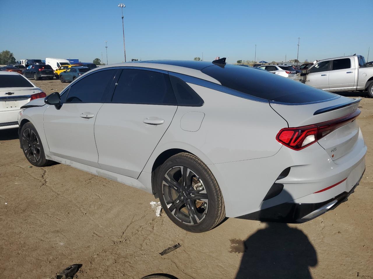2023 KIA K5