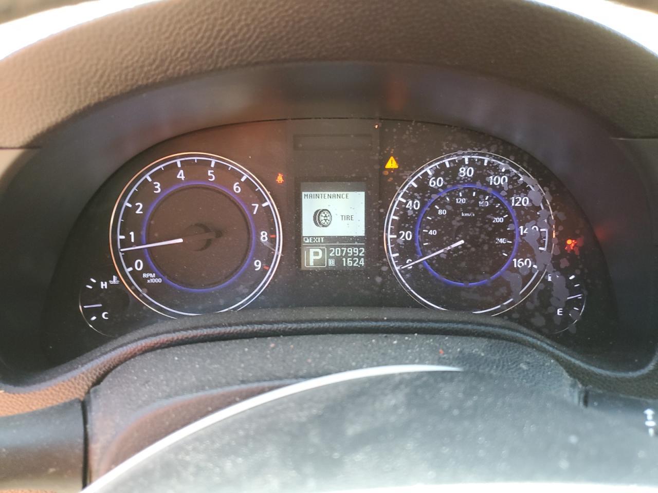 2011 INFINITI G37