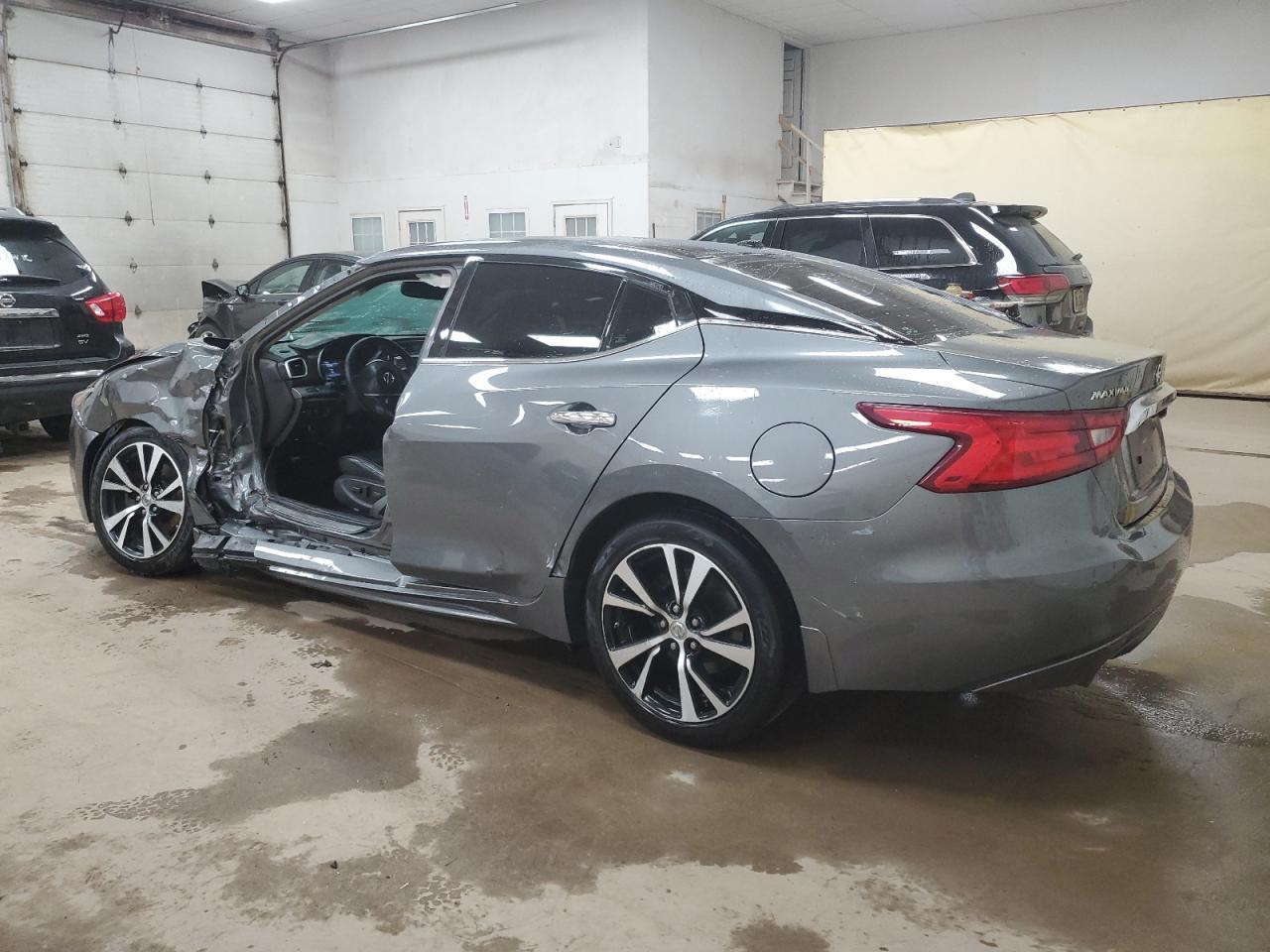 2018 NISSAN Maxima