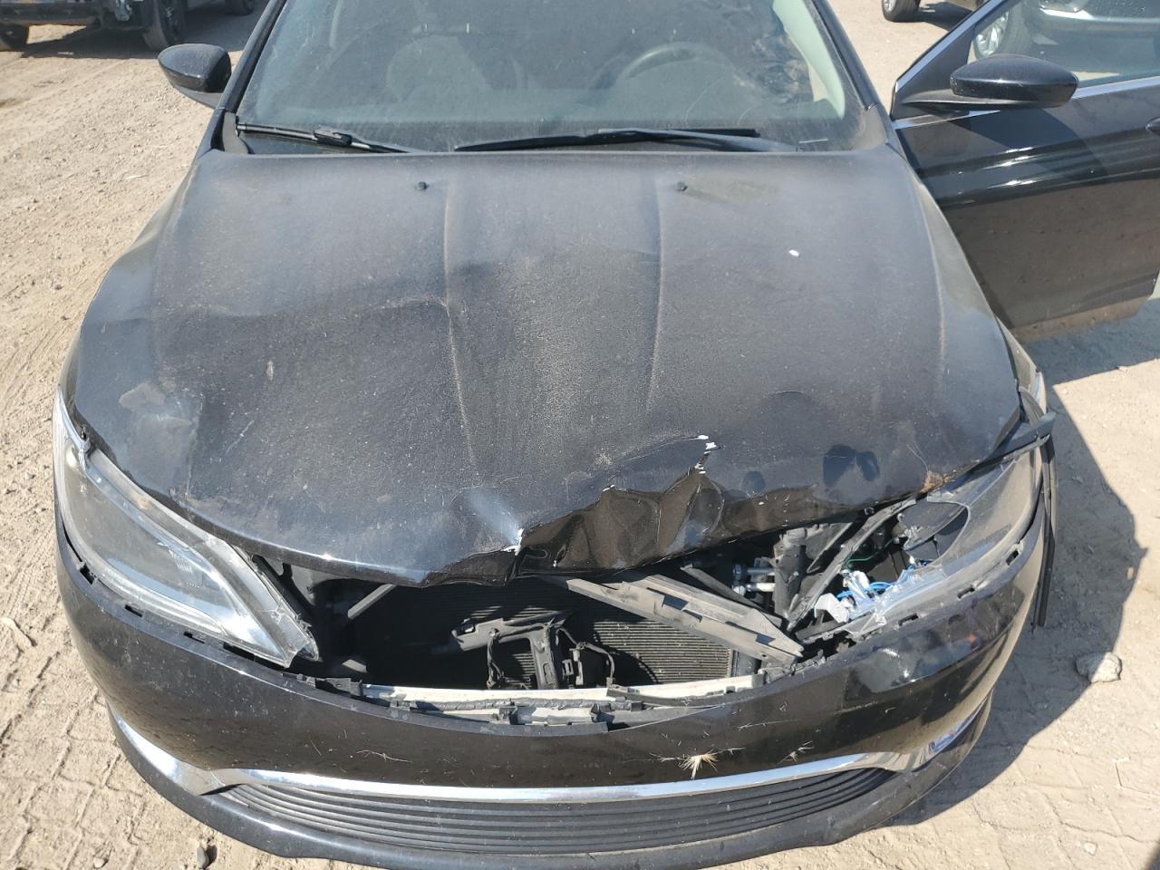 2016 CHRYSLER 200