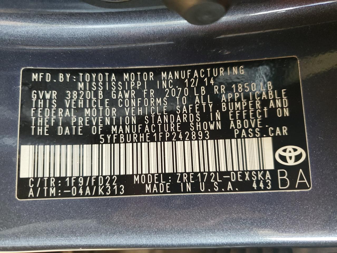 2015 TOYOTA COROLLA