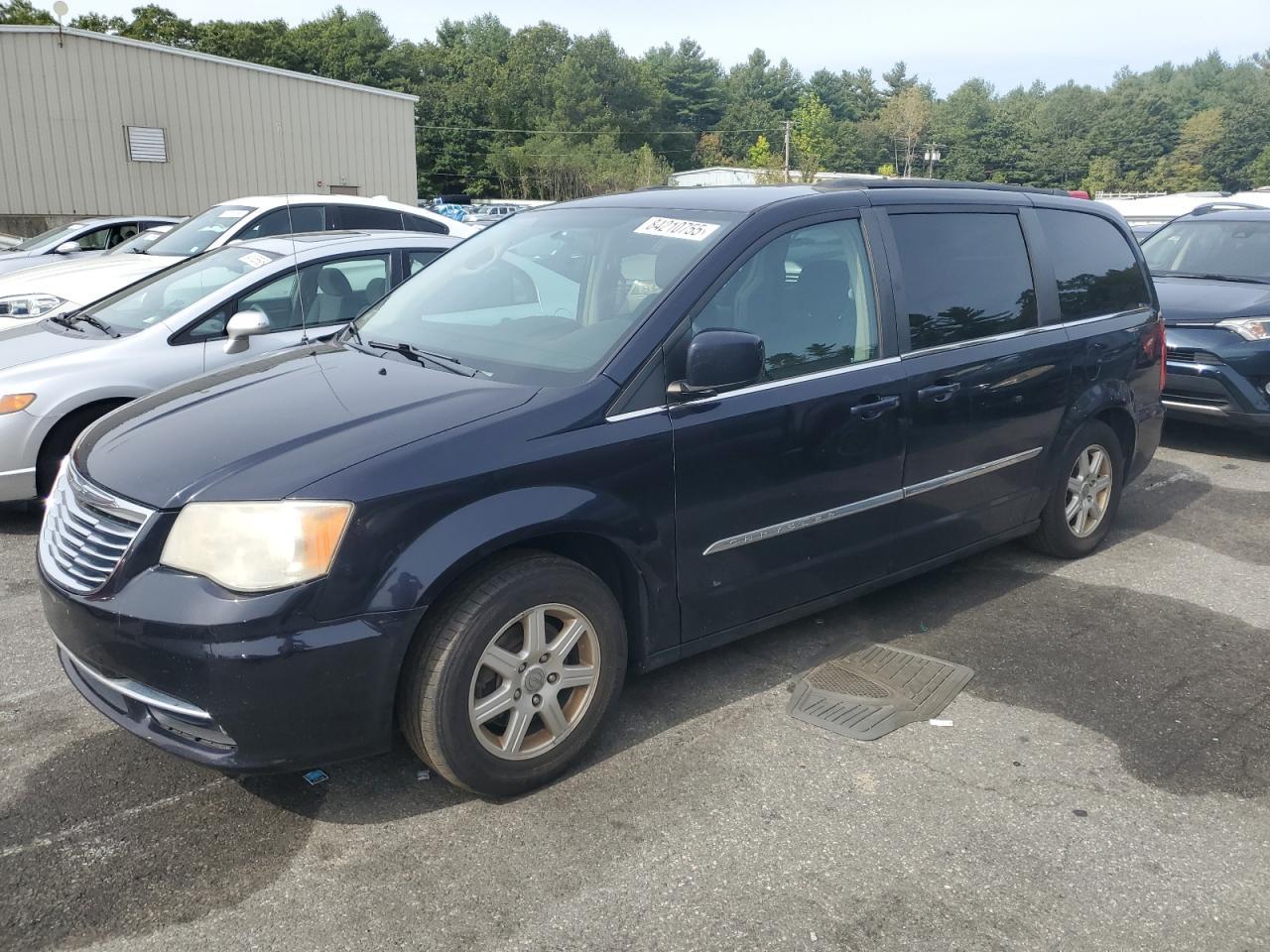 2011 CHRYSLER Town & Country