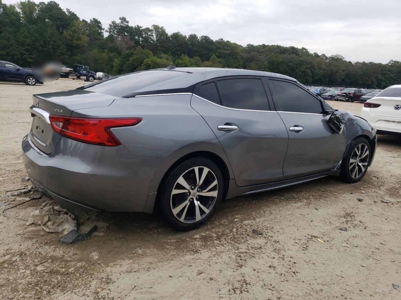2016 NISSAN Maxima