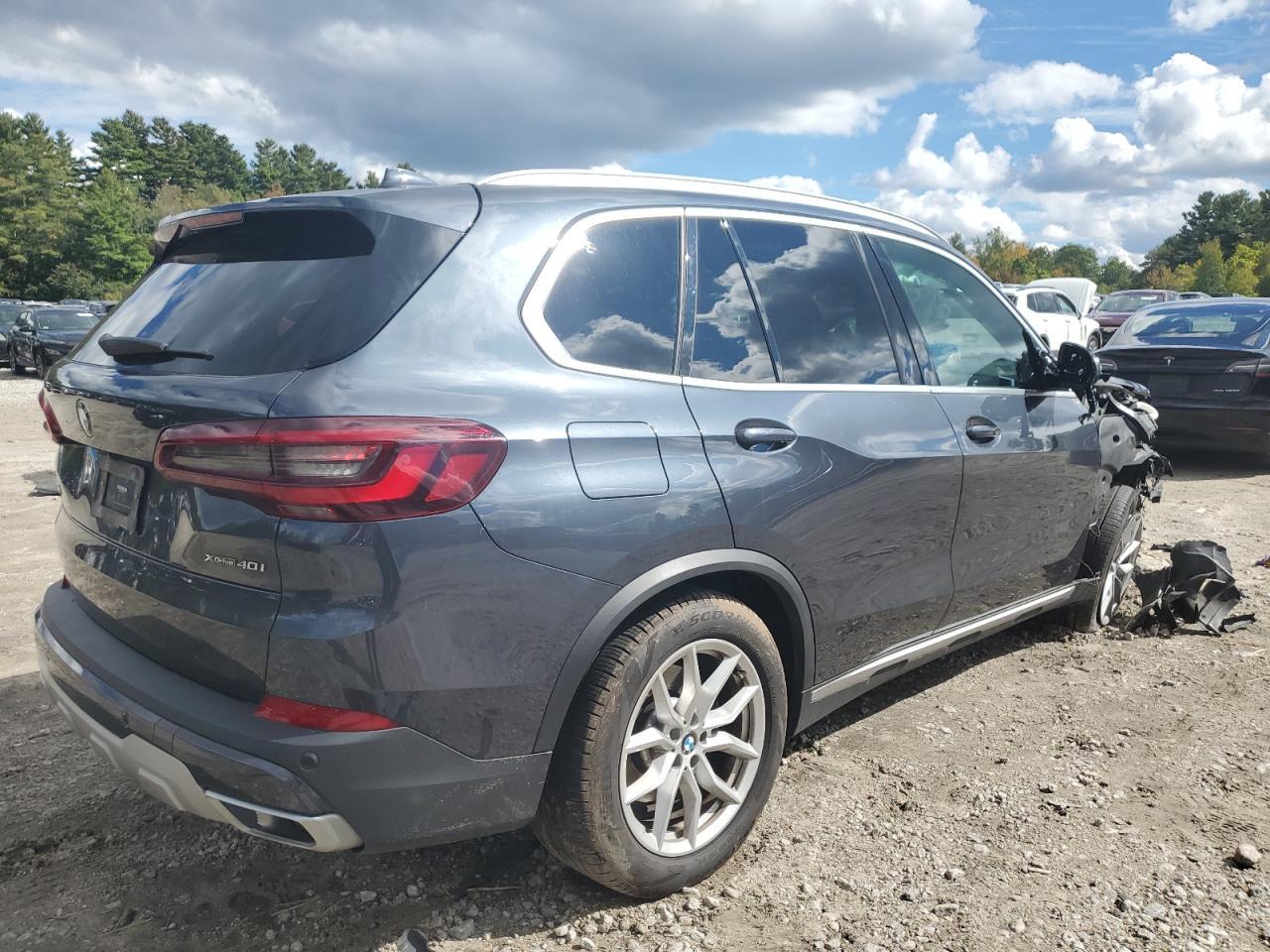 2022 BMW X5