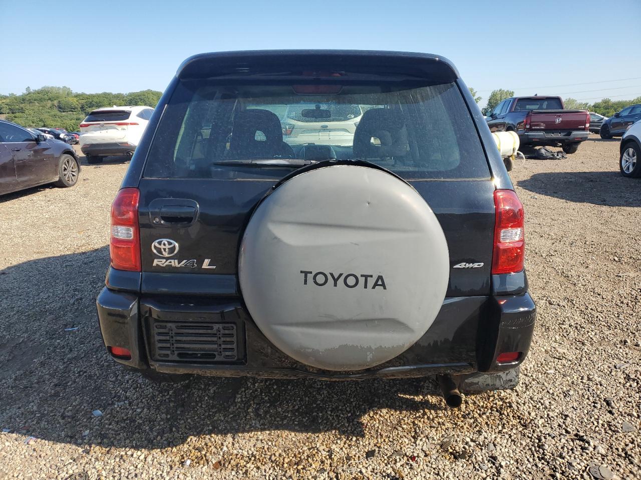 2004 TOYOTA RAV4