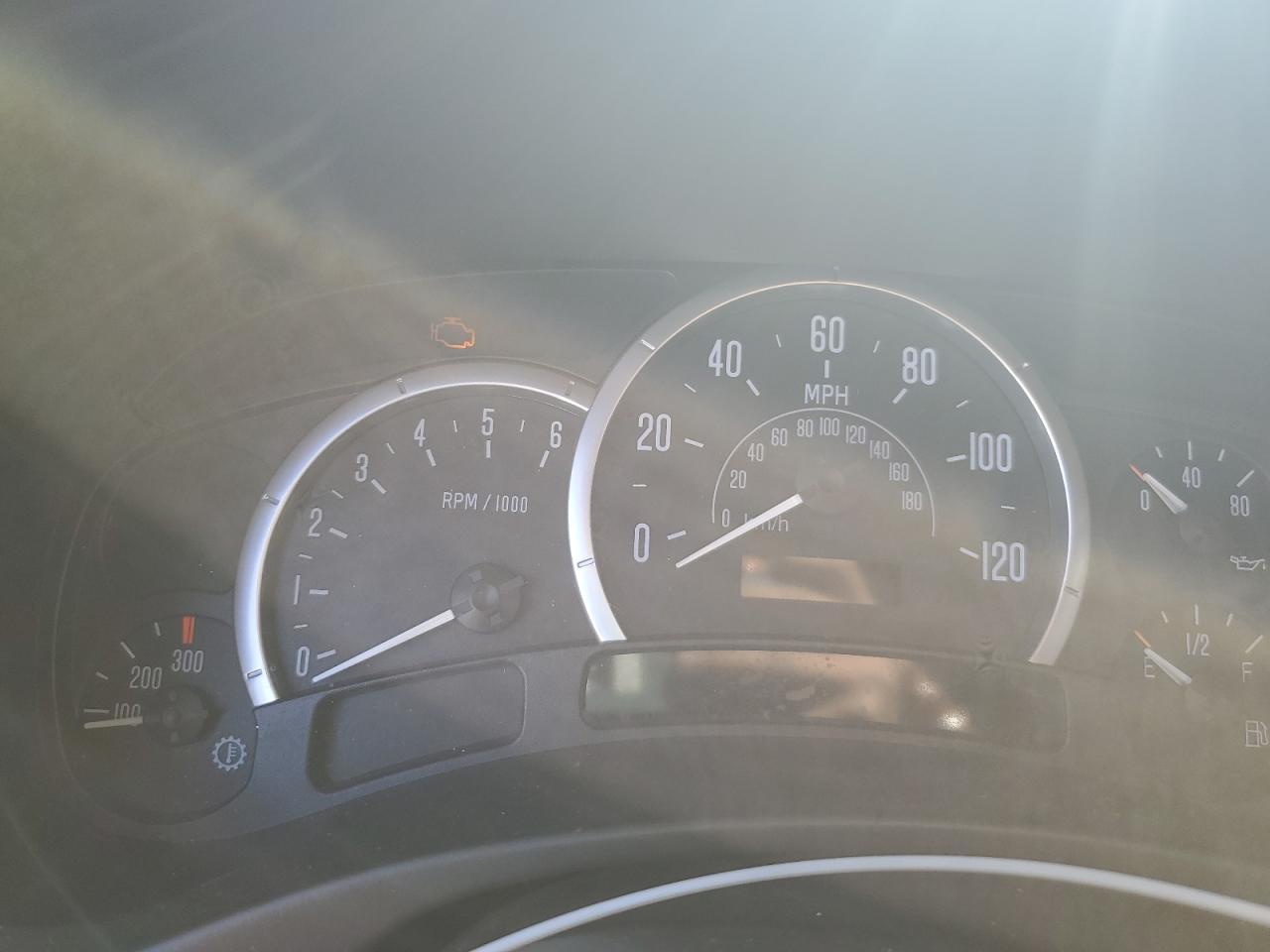 2004 CADILLAC ESCALADE