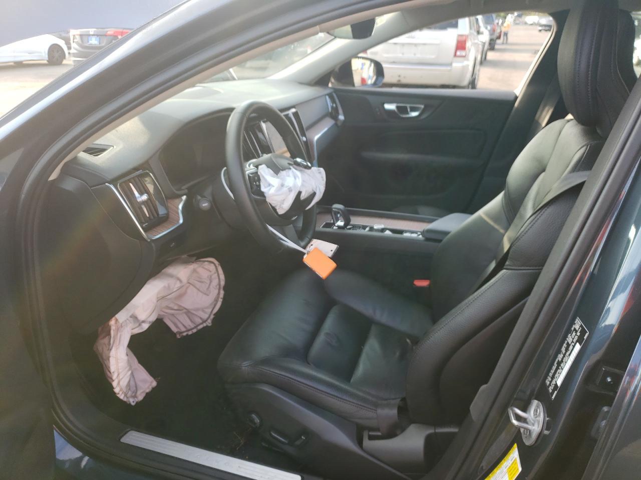 2024 VOLVO S60