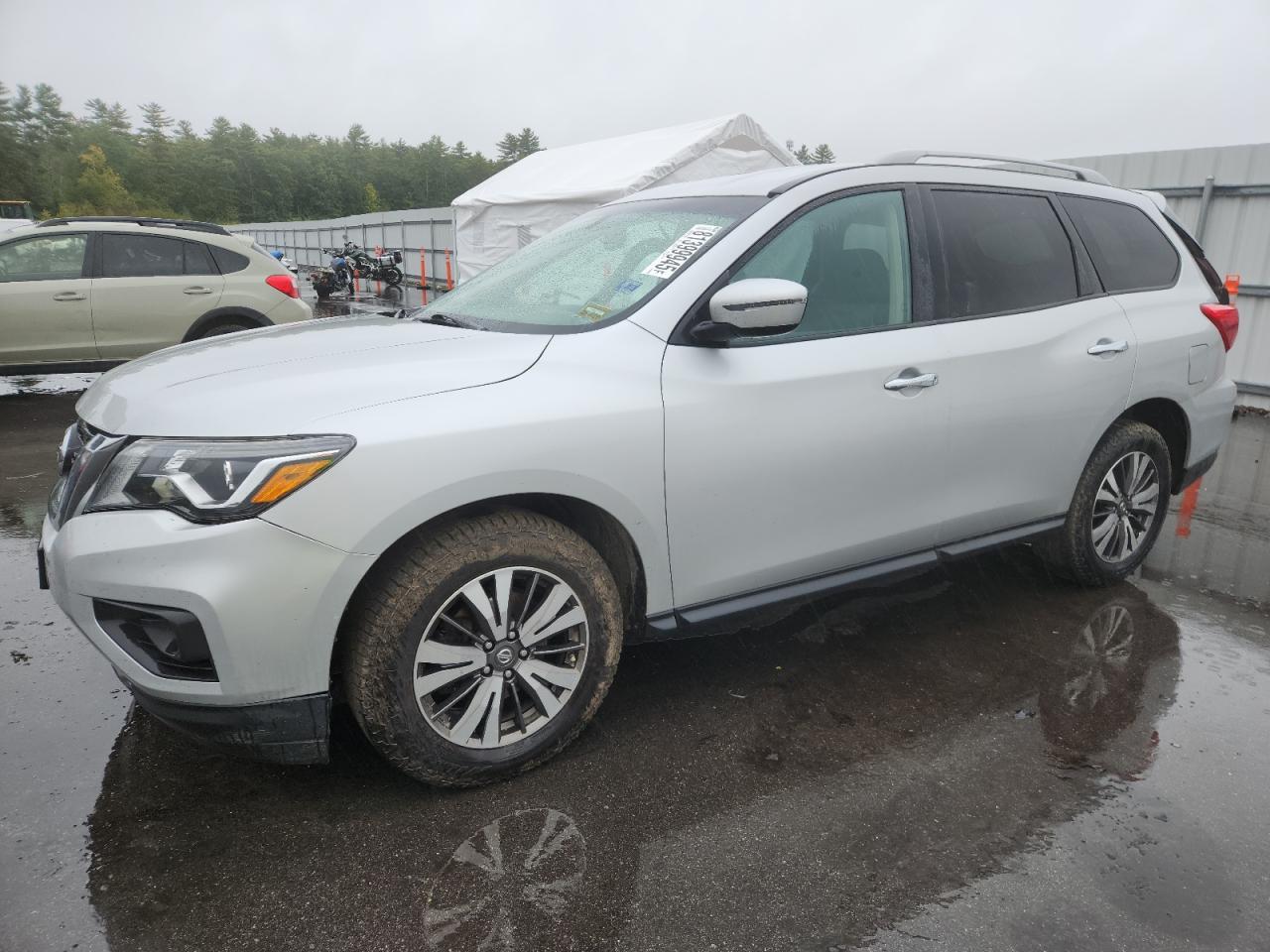 2017 NISSAN PATHFINDER