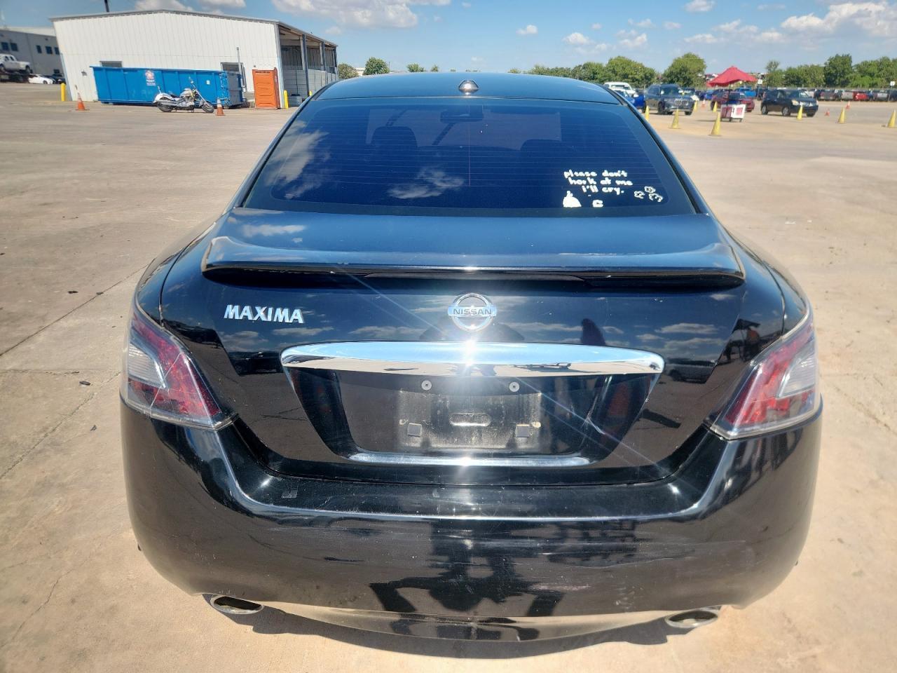 2012 NISSAN Maxima