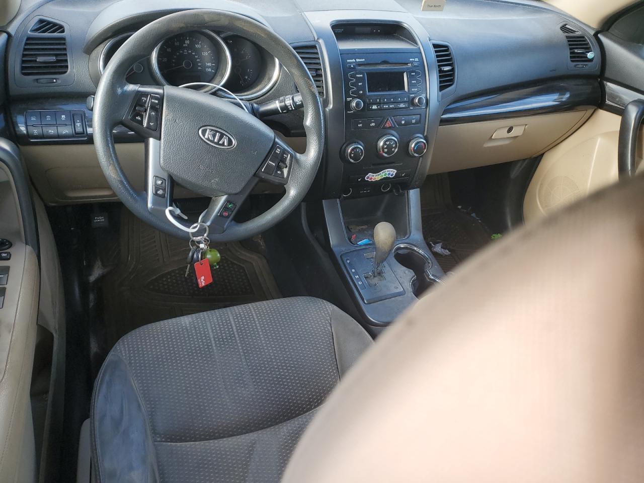2011 KIA SORENTO
